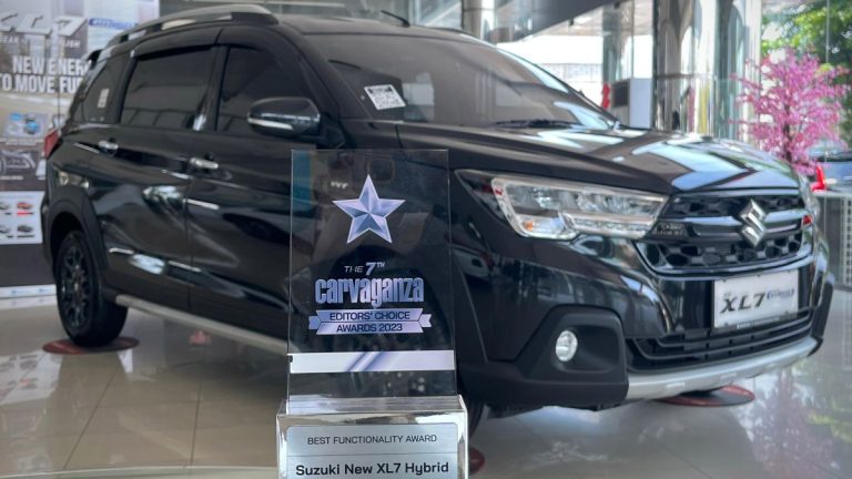 Baru 4 bulan mengaspal, Suzuki New XL7 Hybrid raih Carvaganza Award